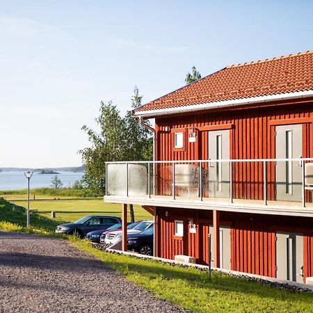 Skaergardsbyn Hotell Sankt Anna Buitenkant foto